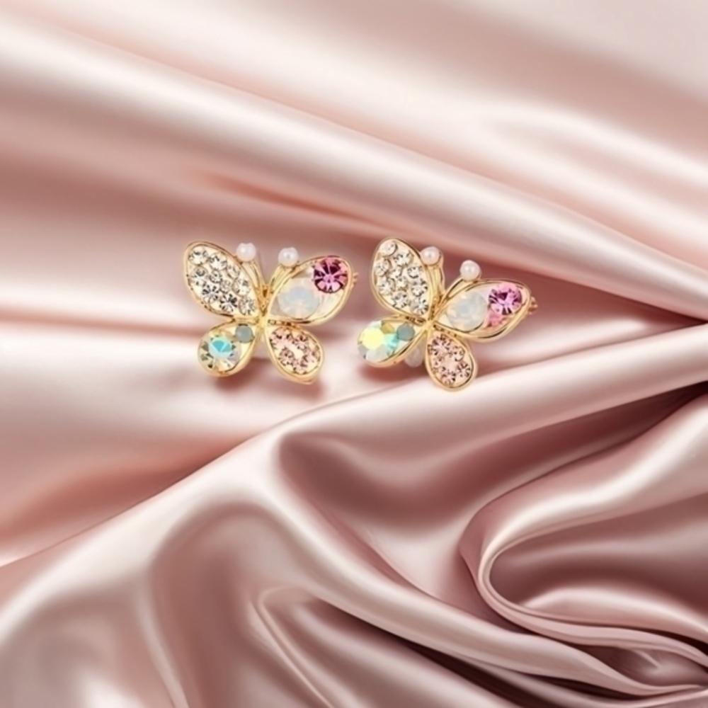 BETSEY JOHNSON JEWEL BUTTERFLY STUD EARRINGS 1 - Picture 2 of 3